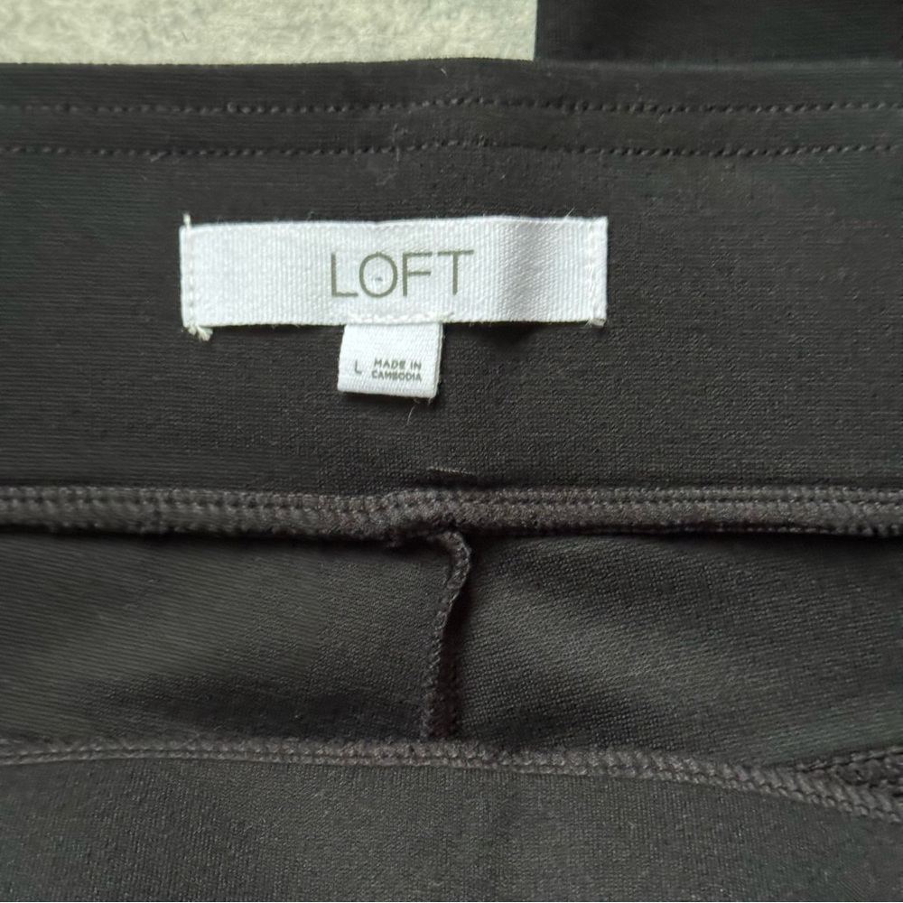 LOFT Black Ankle Leggings - Picture 2 of 8